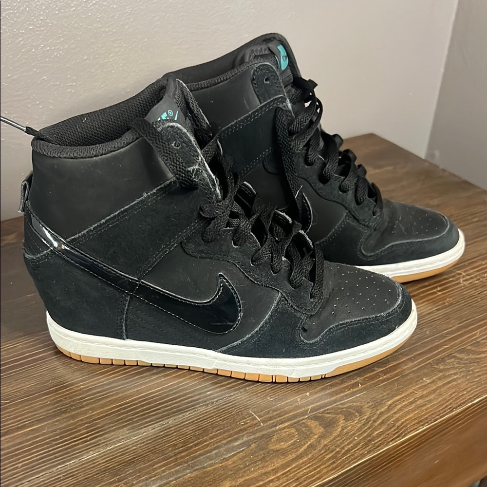 Nike Dunk Black Sneakers with Chunky Silhouette and Wedge Heel